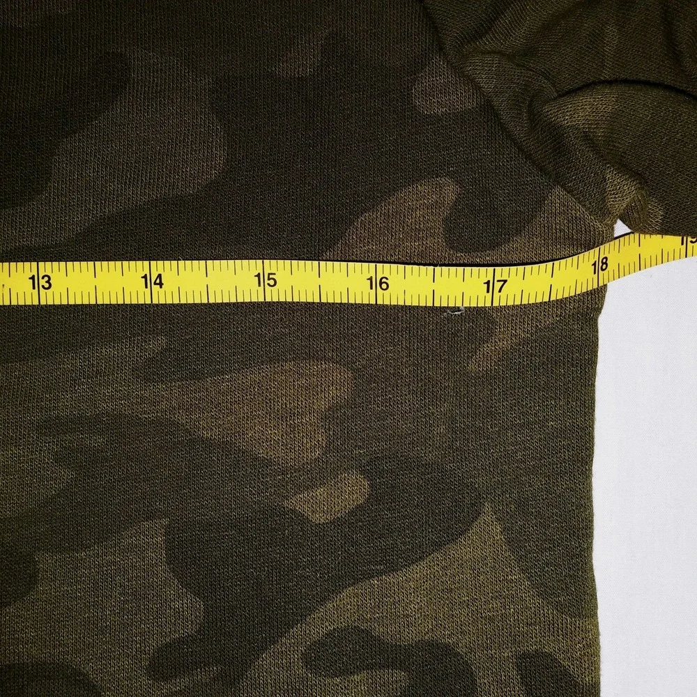 Kids Old Navy Camouflage Zip Up Hoodie Jacket Size L 10 12‎ Green Camo